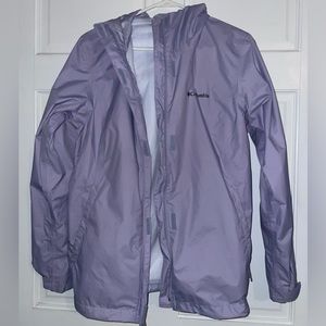 COLUMBIA Women’s Arcadia Rain Jacket. Light purple/ lavender, size large